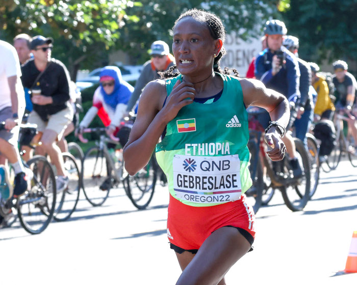Nicht einmal ein Jahr nach ihrem Marathon-Debüt lief Gotytom Gebreslase zum WM-Titel. Foto: www.photorun.net