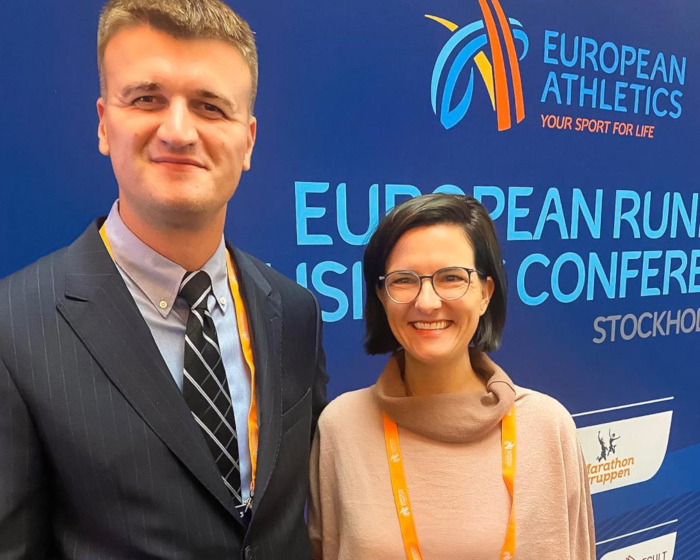 Marko Vasic, Leiter der Entwicklungsabteilung von European Athletics, und Katrin Widu, VCM Geschäftsführerin, bei der ERBC in Stockholm