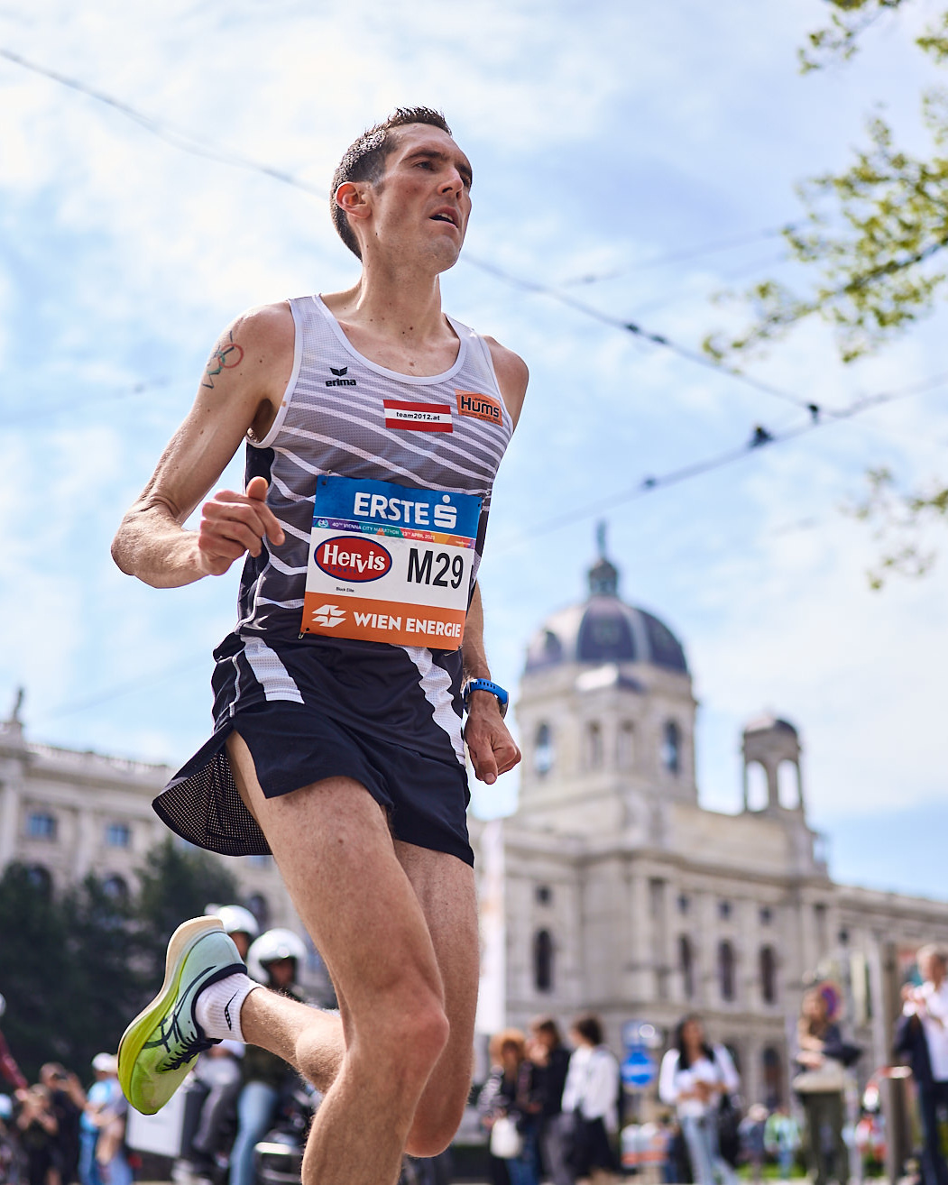 VCM / Roman Pfeiffer - Andreas Vojta beim Vienna City Marathon 2023