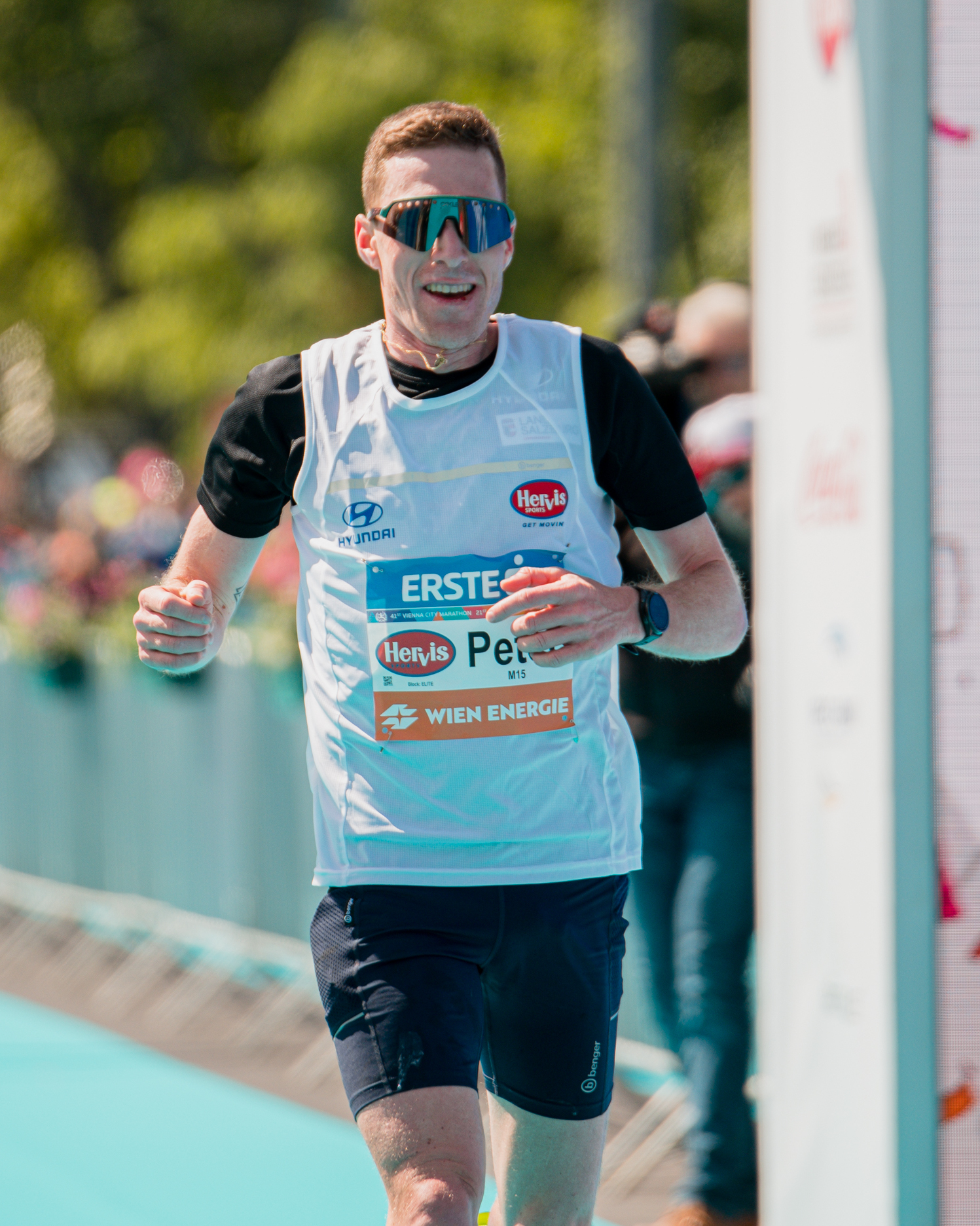 Peter Herzog läuft den Marathon als ORF Cable-Guy. Bild: VCM / Jenia Symonds